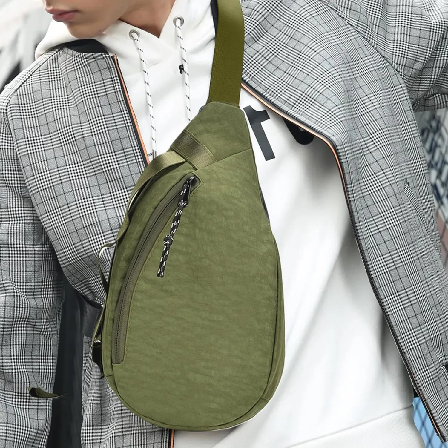 Mens Sling Bag - Anti-Theft Chest Bag | Casual Mens crossbodys, Lightweight Travel Bag, Large Capacity Man Purse with
